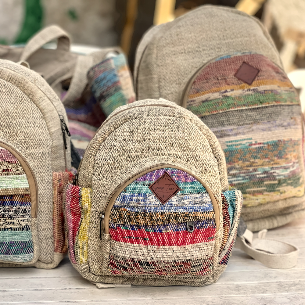 Petit sac à dos Sari chanvre – Image 2